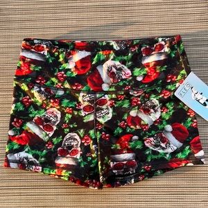 NWT Rare Fleo Evil Santa Shorts Size Large